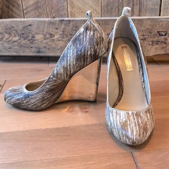 ✨ BCBGMAXAZRIA Smooth-haired heels ✨ - Picture 2 of 10